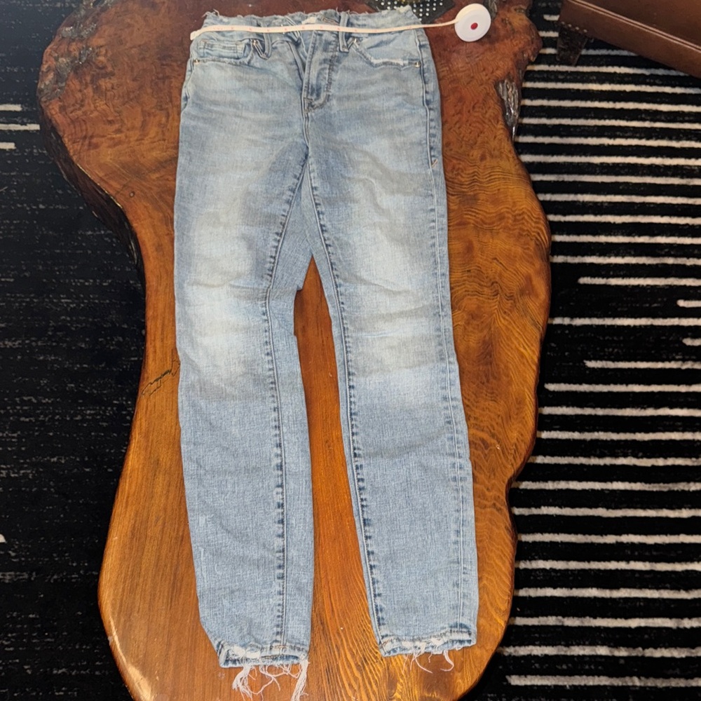 Good American Light Blue Skinny Jeans